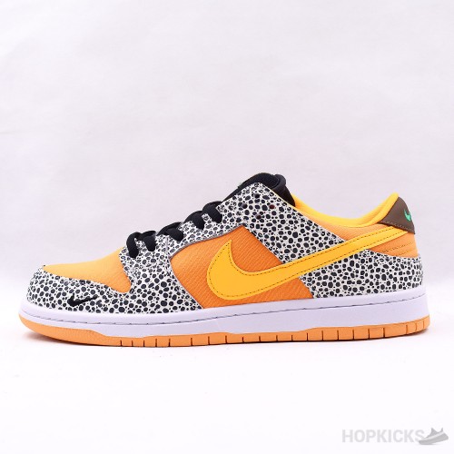 SB Dunk Low Safari Kumquat